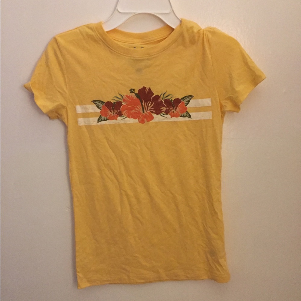 Hawaiian flower yellow shirt